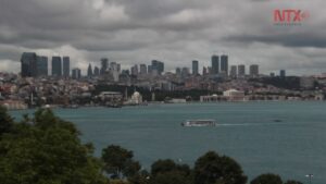 ¡Explora Estambul! Mira cómo dos mares se unen allí